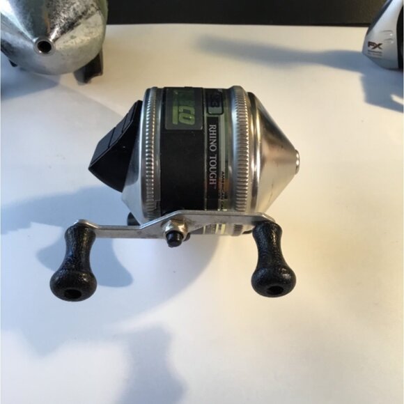 Lot of 3 Zebco Fishing Reels 33, 404 and a shimano 2500 fx Vintage - Picture 2 of 12